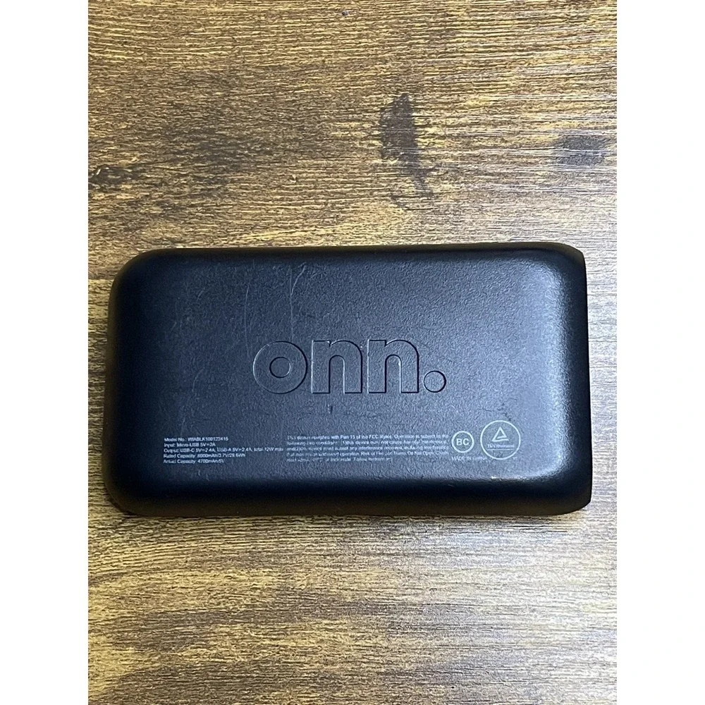 Onn Portable Dual-port Cell Phone Charger Model WIABLK100123415 (Charger only)